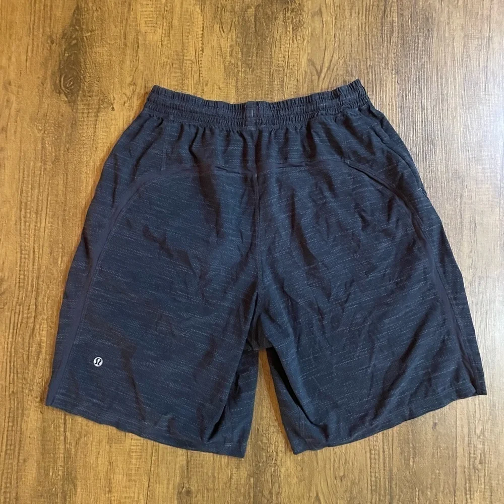Lululemon Mens Pace Breaker 9” Short Linerless Size Medium